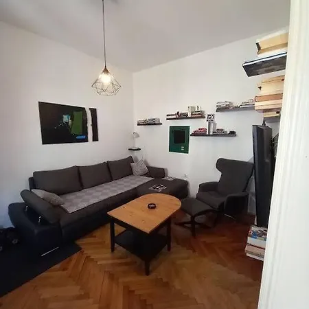 Comfy In Center * 리예카